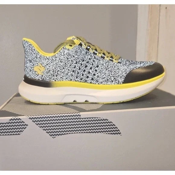 Rabbit Dream Chaser Men's Sz 9.5 M Running Shoes